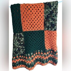 HANDMADE VINTAGE CROCHET AFGHAN BLANKET ORANGE BROWN CAMOUFLAGE